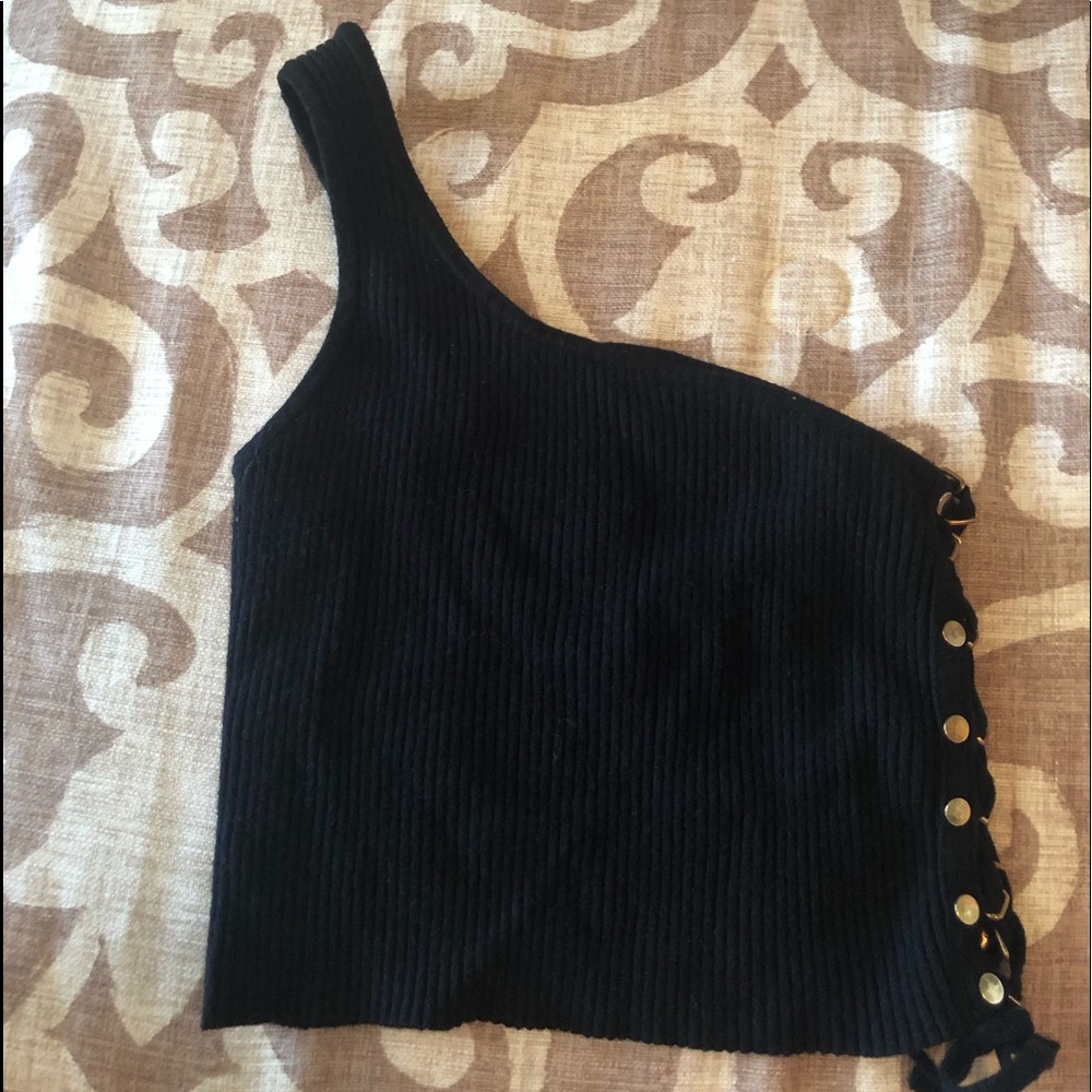 🖤BLACK FASHION NOVA ONE SHOULDER TOP🖤